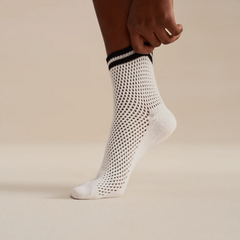 Women's Vintage Stripes Open Knit Quarter Socks